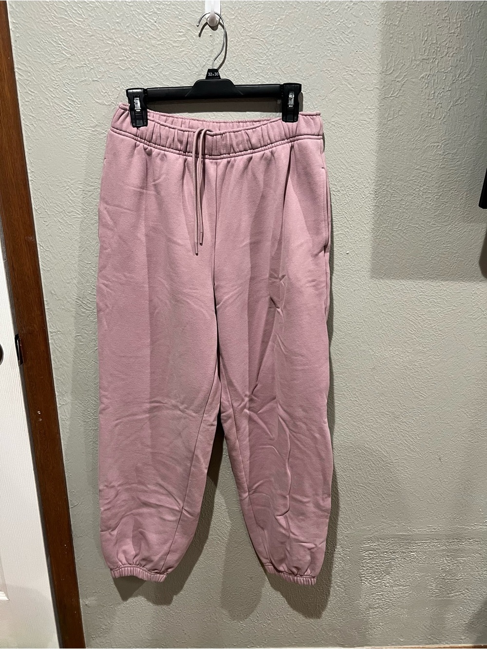 Athleta Light Dusty Rose Pull-On Joggers Sweatpants Size Small TALL EUC Soft - Picture 2 of 5